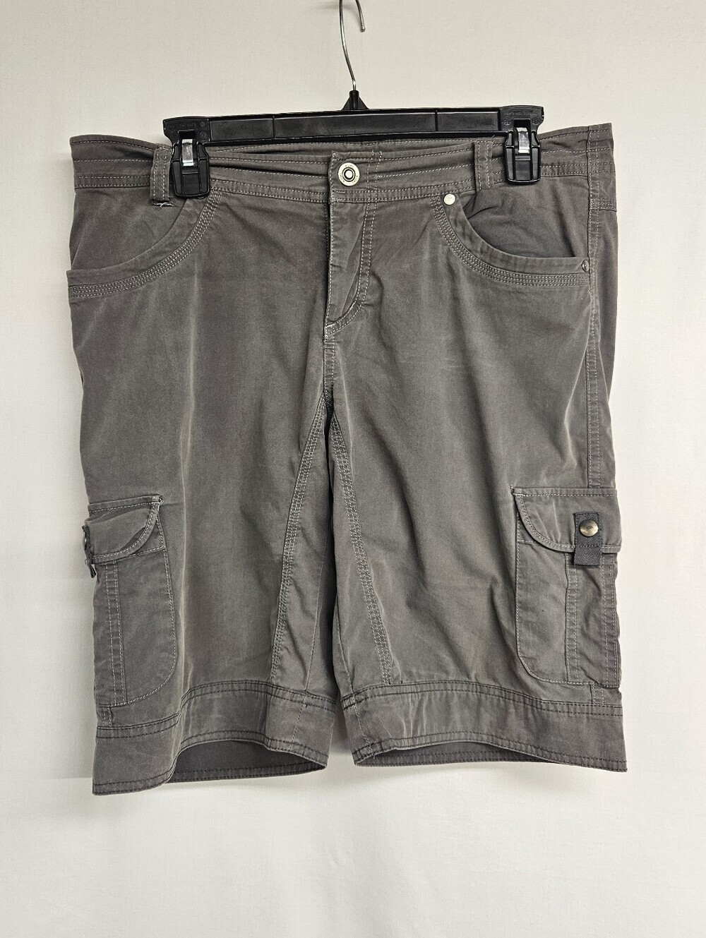 KUHL Shorts Womens 10 Grey Roll Up Trail Camping Hiking Eight Inch Inseam Flex